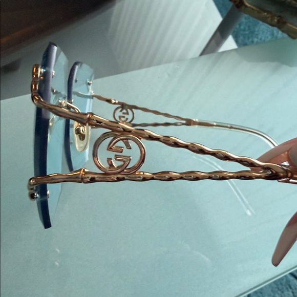 Gucci Women's Sunglasses with Blue bevel cut Lenses & Gold Details - Picture 3 of 8
